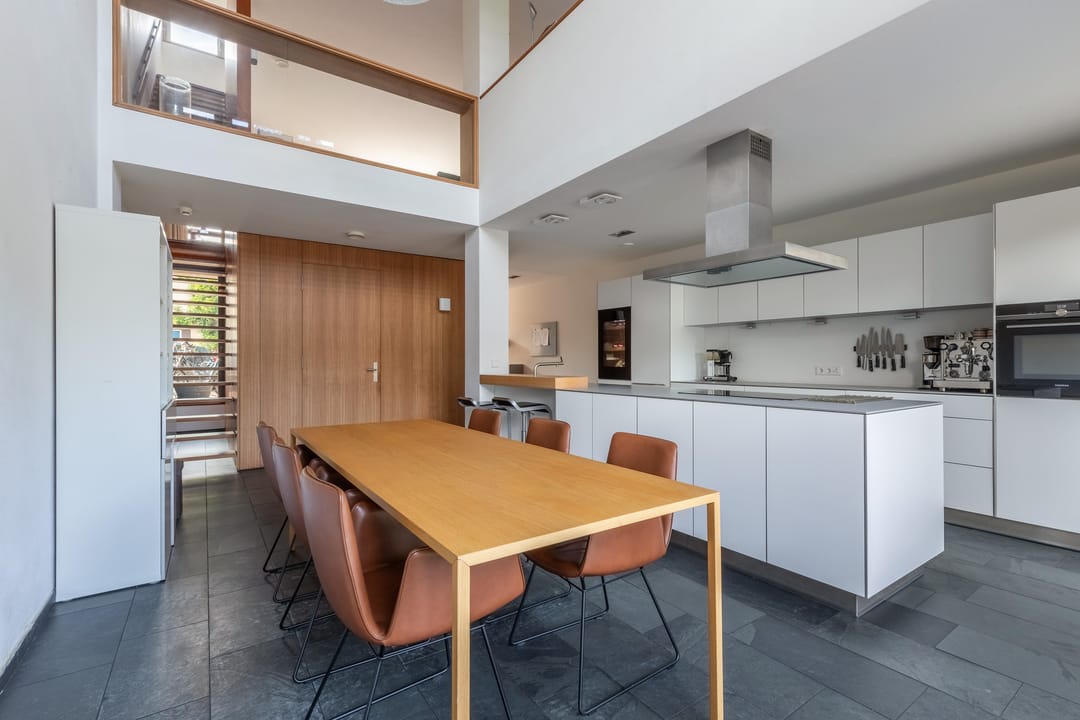 Foto 11 van Edmond Halleylaan 52