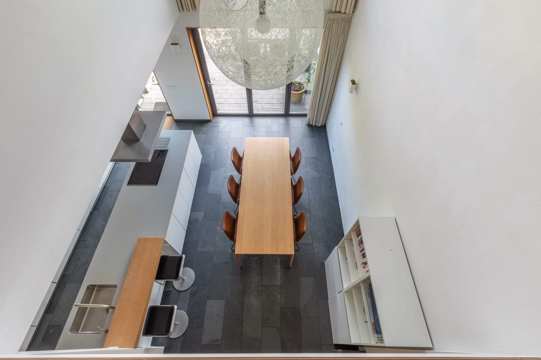 Foto 13 van Edmond Halleylaan 52