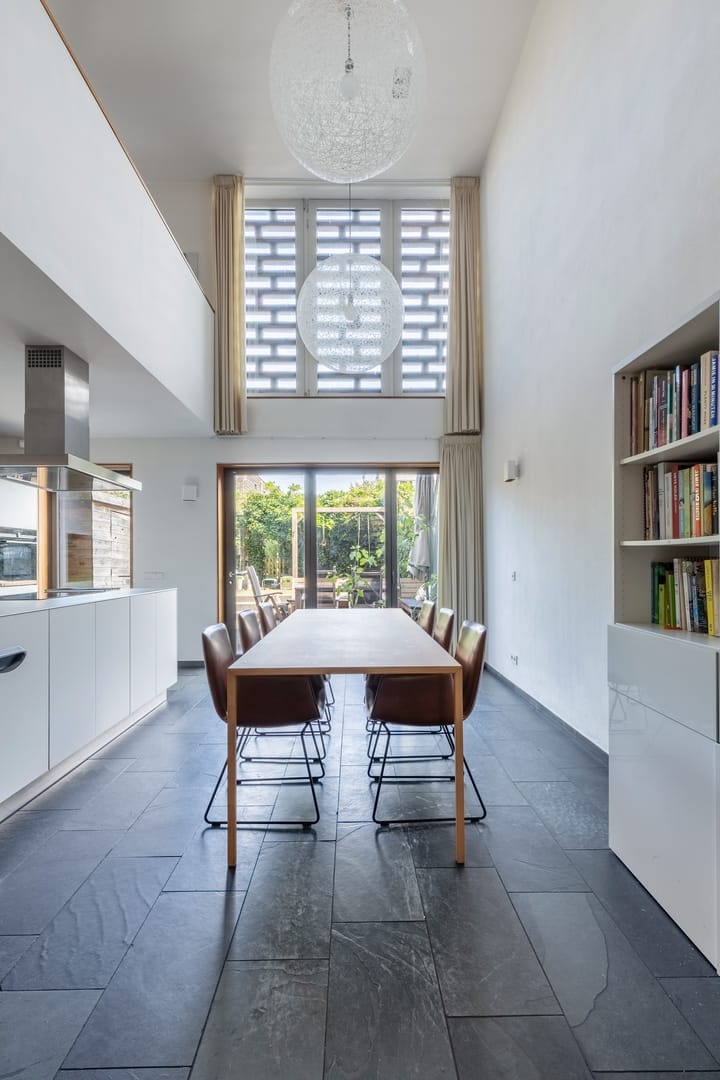 Photo 14 of Edmond Halleylaan 52