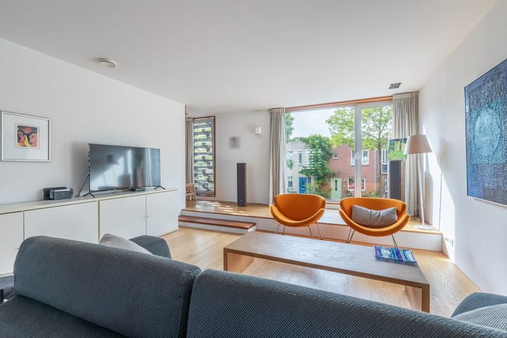 Photo 18 of Edmond Halleylaan 52