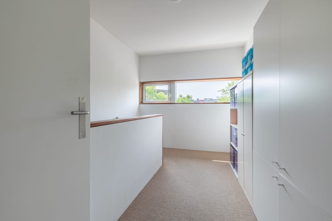 Foto 22 van Edmond Halleylaan 52