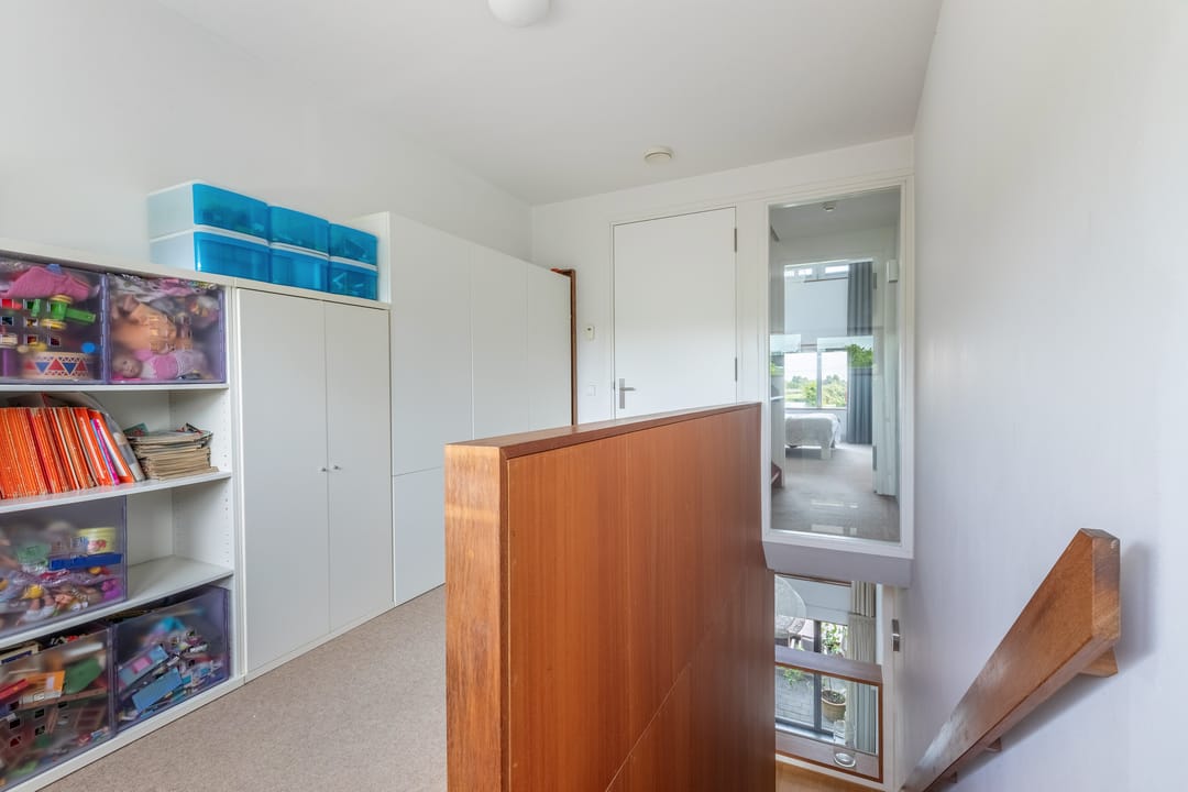 Foto 23 van Edmond Halleylaan 52