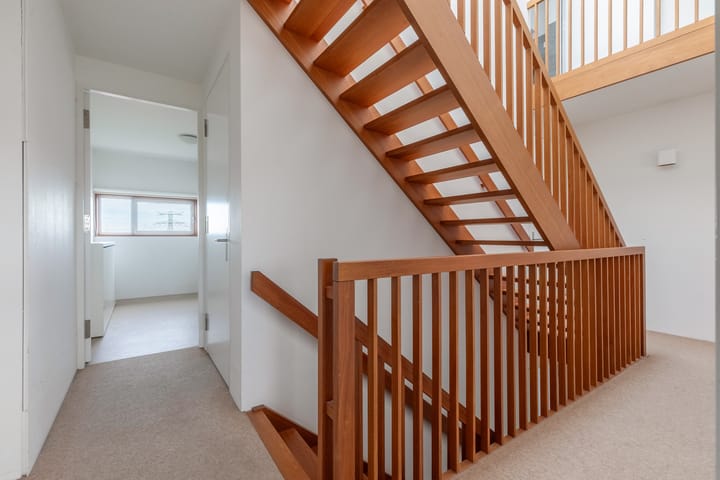 Photo 33 of Edmond Halleylaan 52