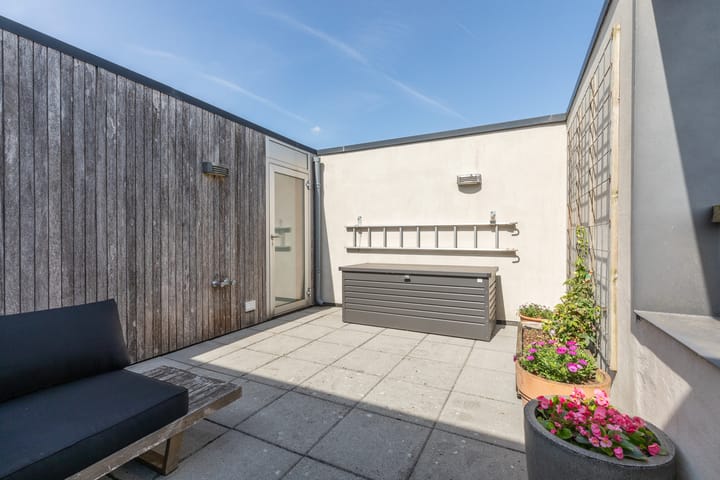 Photo 42 of Edmond Halleylaan 52