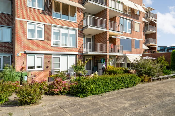 Foto 24 van van Gelderplantsoen 20