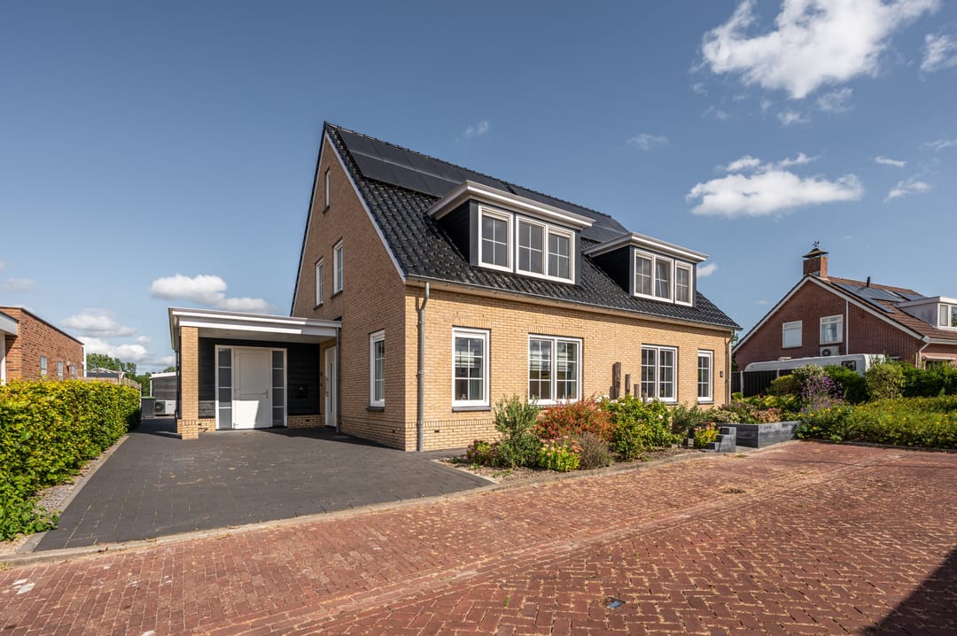 Foto 1 van Derrienk 4-A