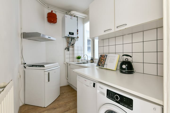 Photo 14 of Zocherstraat 40-2