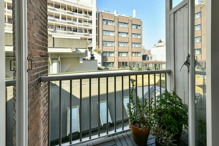 Photo 18 of Zocherstraat 40-2