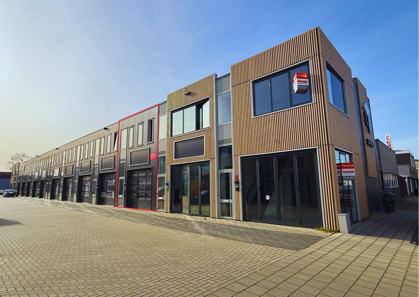 Bekijk foto 2 van Izaäk Enschedéweg 44-L