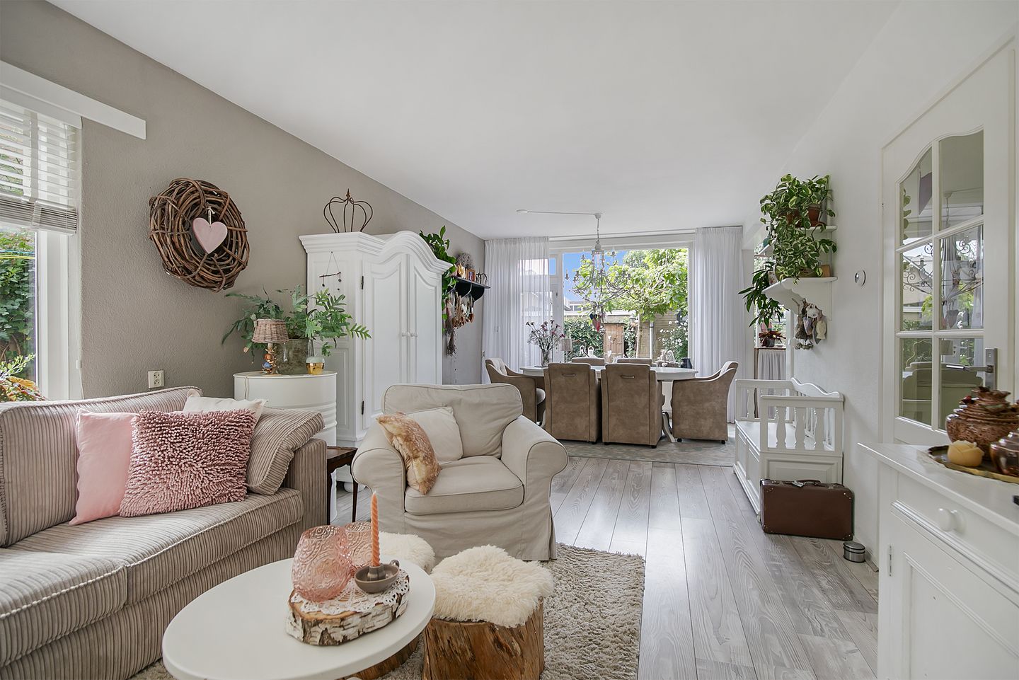 Photo 10 of De Weer 106