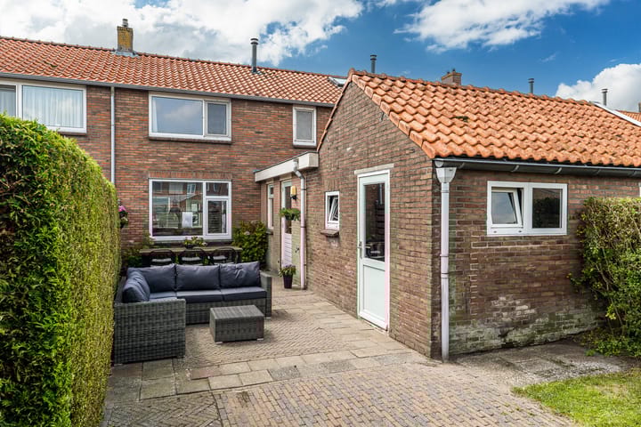 Foto 16 van Andries Joustrastrjitte 9