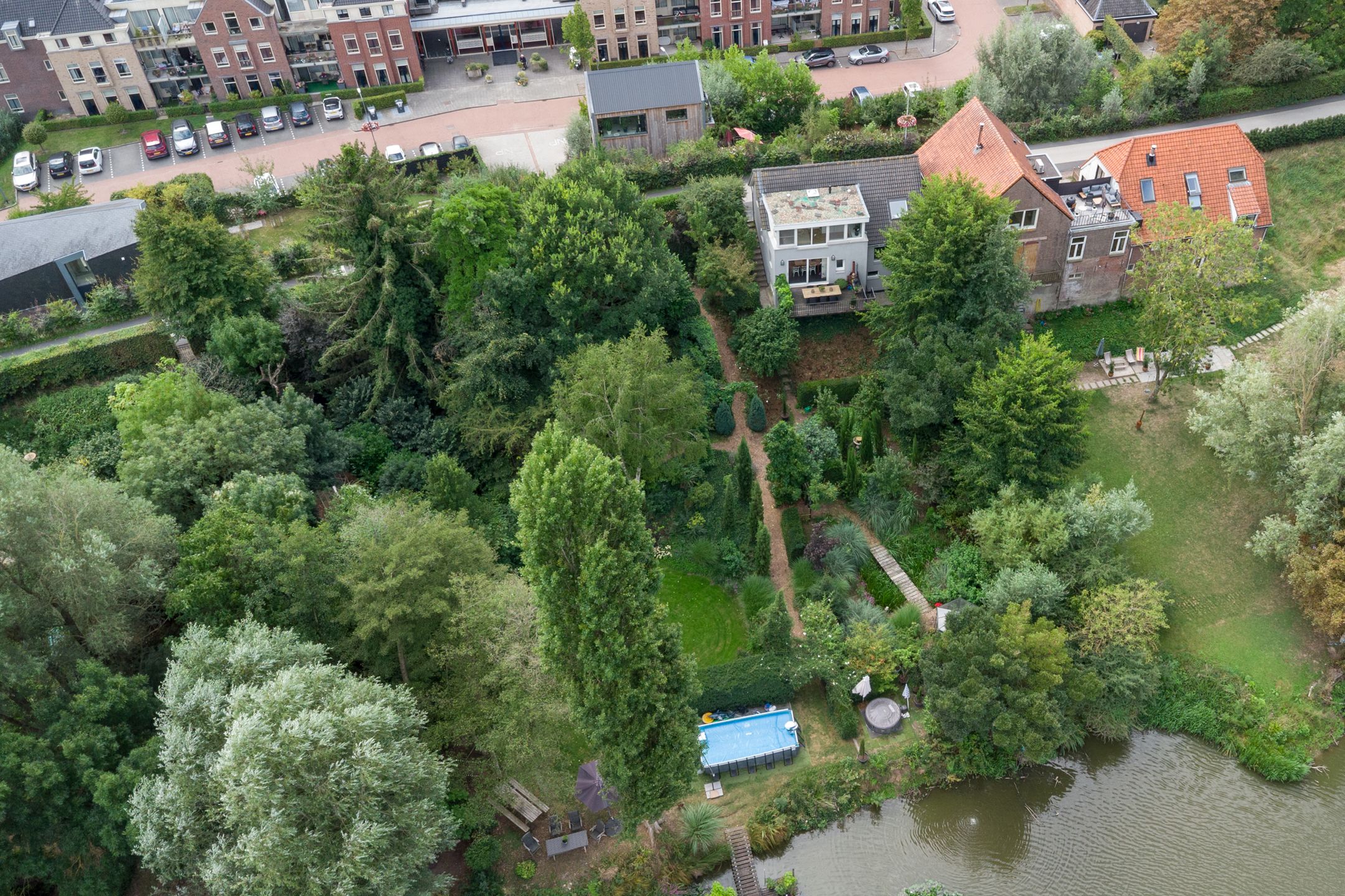 Foto 18 van Waalbandijk 62