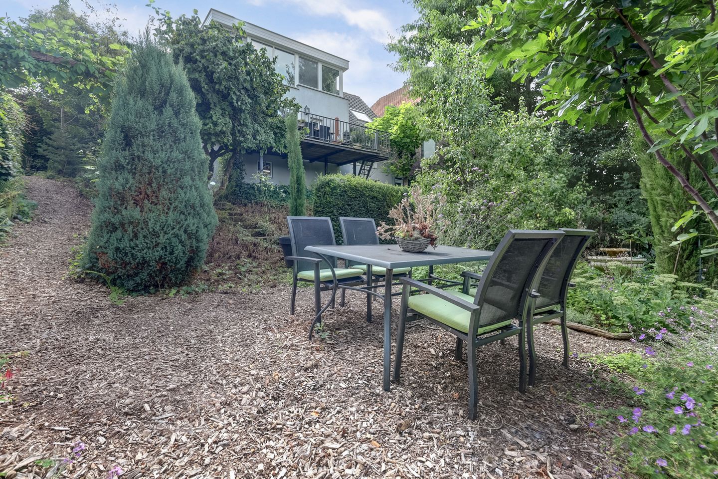 Foto 20 van Waalbandijk 62