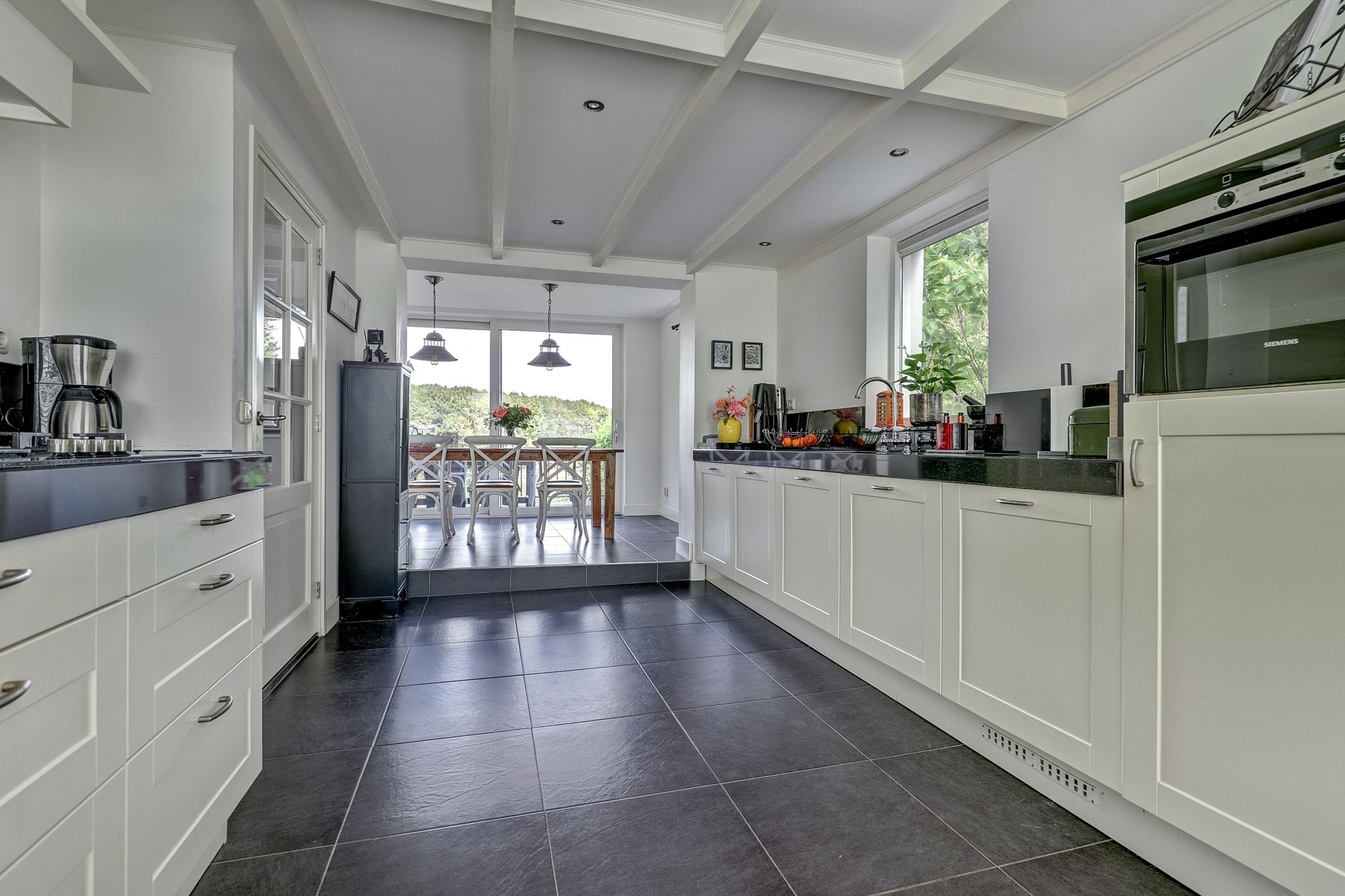 Foto 33 van Waalbandijk 62