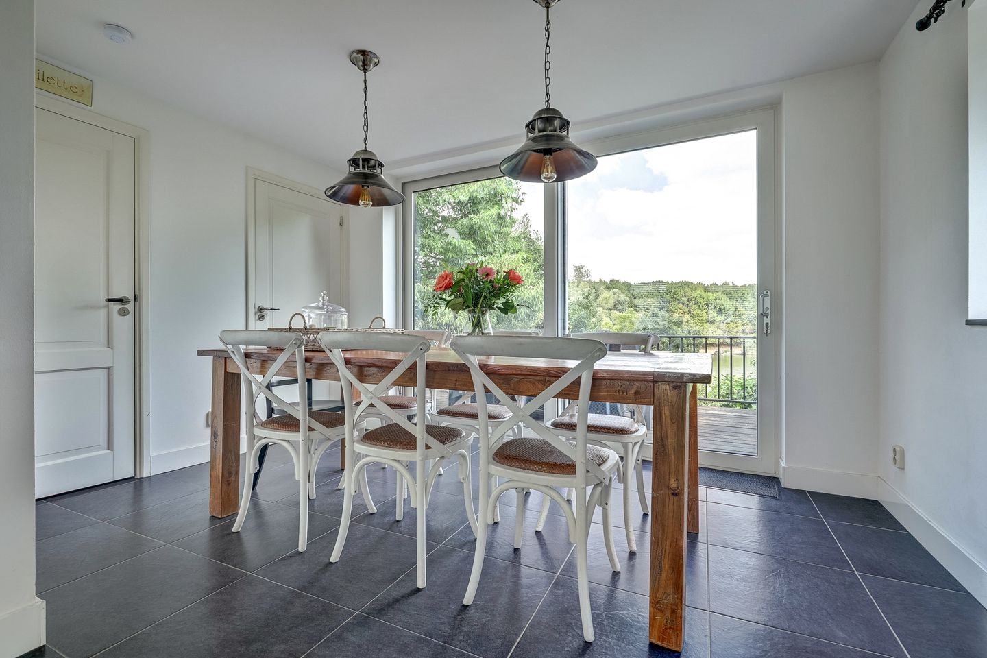 Foto 34 van Waalbandijk 62