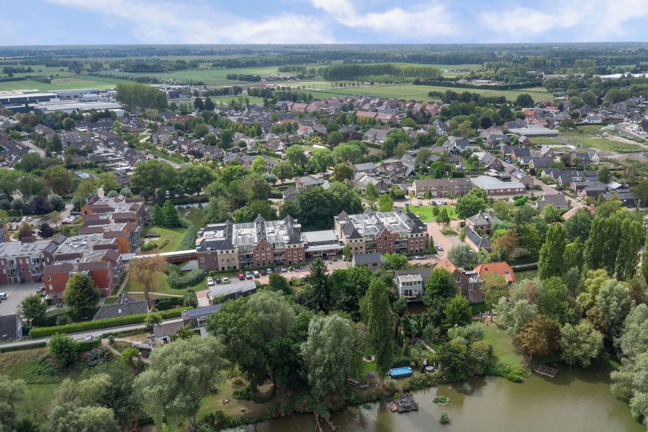 Foto 75 van Waalbandijk 62