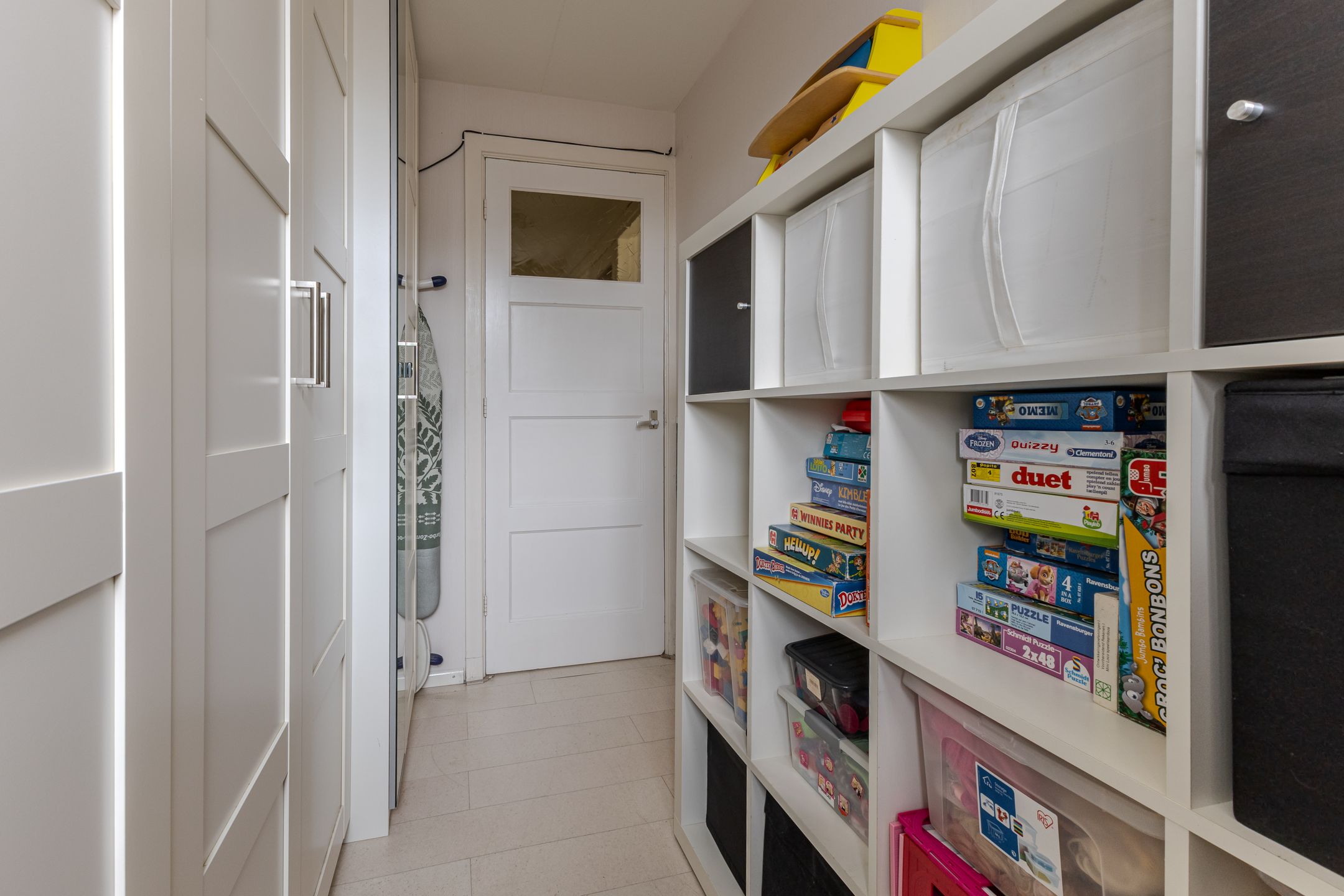 Photo 24 of Duinvlietstraat 66