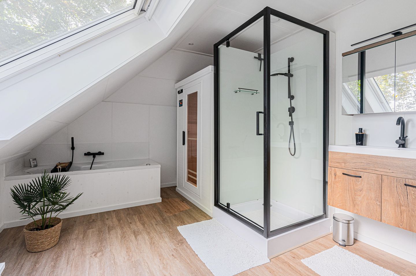 Photo 44 of Hoofdweg 122