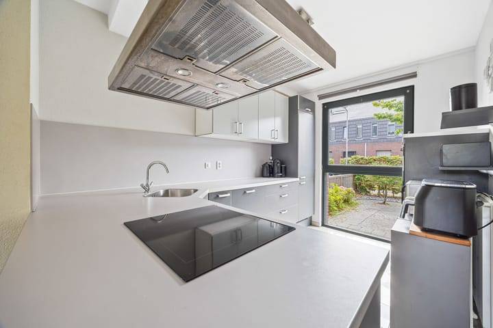 Foto 16 van Tom Navislaan 12