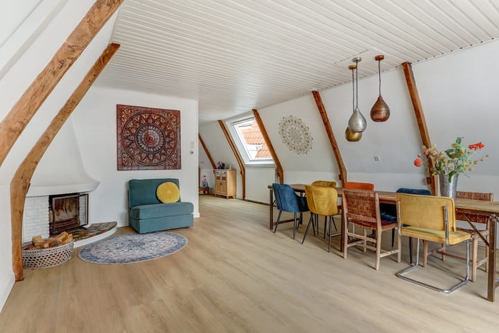 Photo 3 of Torenstraat 8