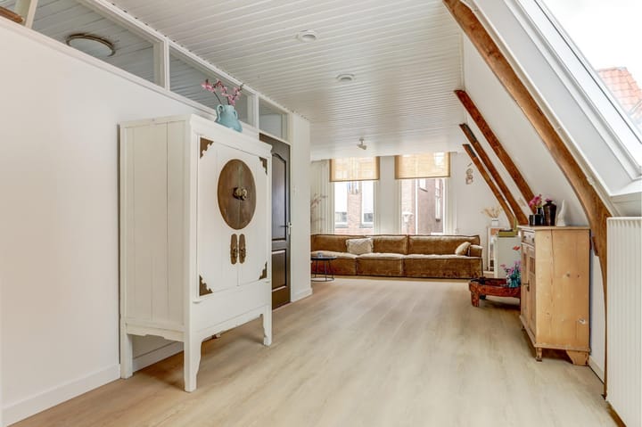 Photo 6 of Torenstraat 8