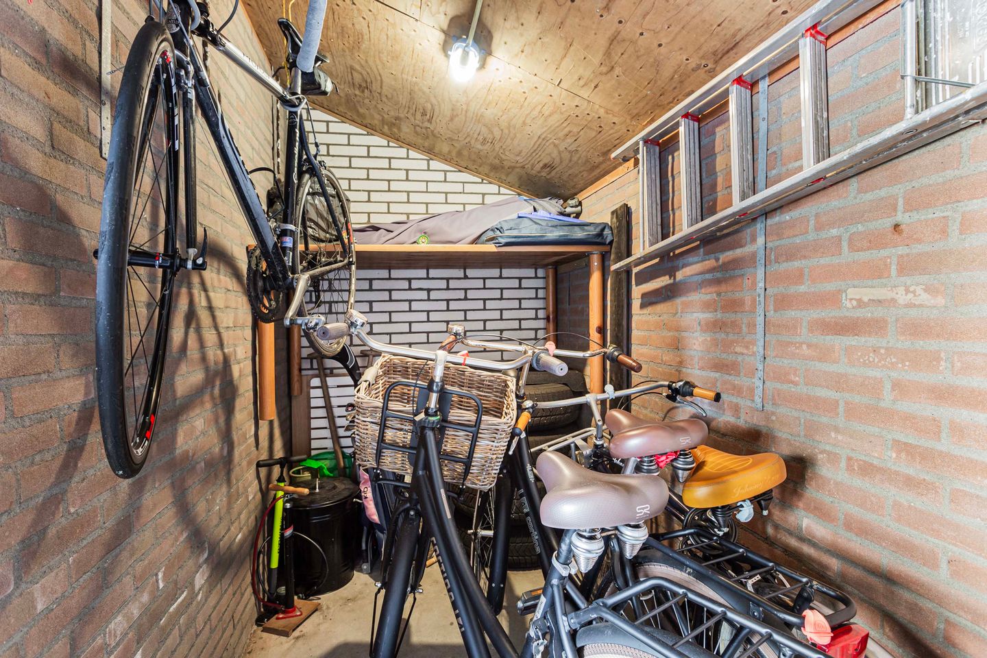 Photo 44 of Valkenkamp 721