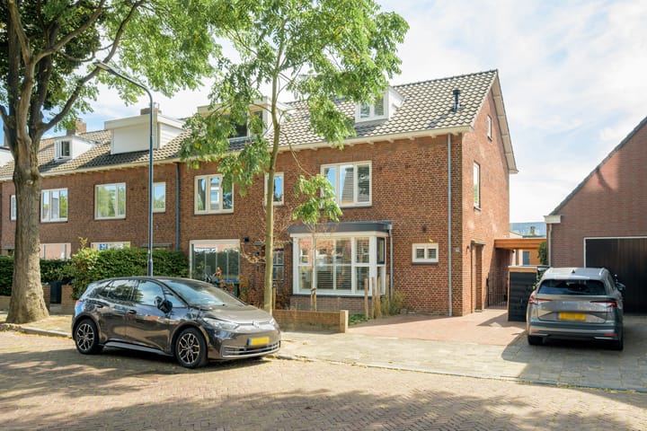 Foto 1 van Valkenierslaan 244