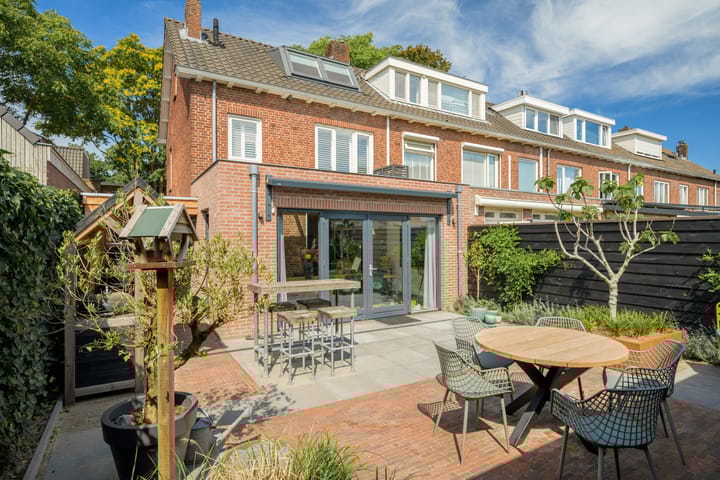 Foto 9 van Valkenierslaan 244