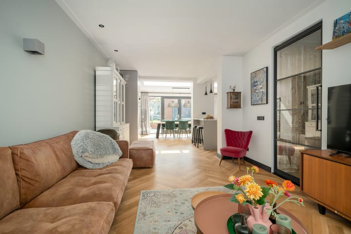 Foto 16 van Valkenierslaan 244