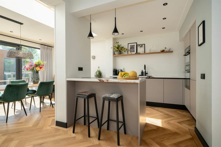 Foto 19 van Valkenierslaan 244