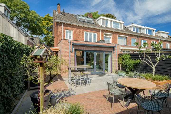 Foto 56 van Valkenierslaan 244