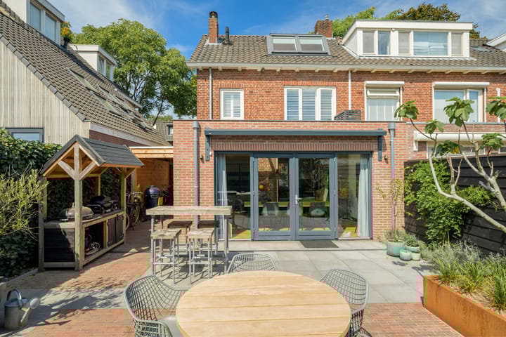 Foto 57 van Valkenierslaan 244