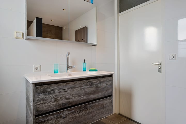 Foto 32 van Lisdodde 8