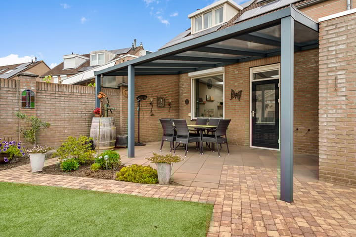 Foto 43 van Lisdodde 8