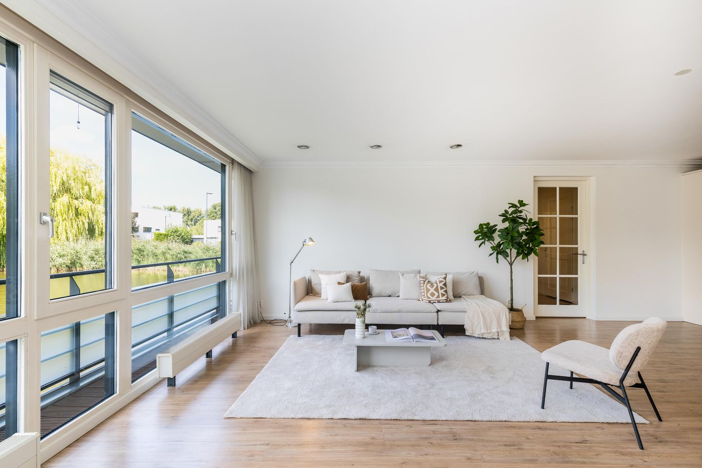 Photo 19 of Lamsrustlaan 115