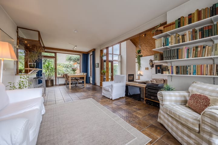 Foto 15 van Van Leeuwenhoeklaan 31