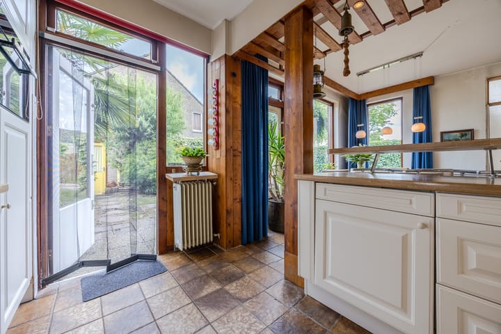 Foto 32 van Van Leeuwenhoeklaan 31