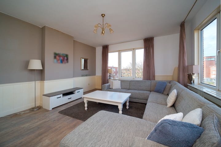 Photo 2 of Goeverneurlaan 328