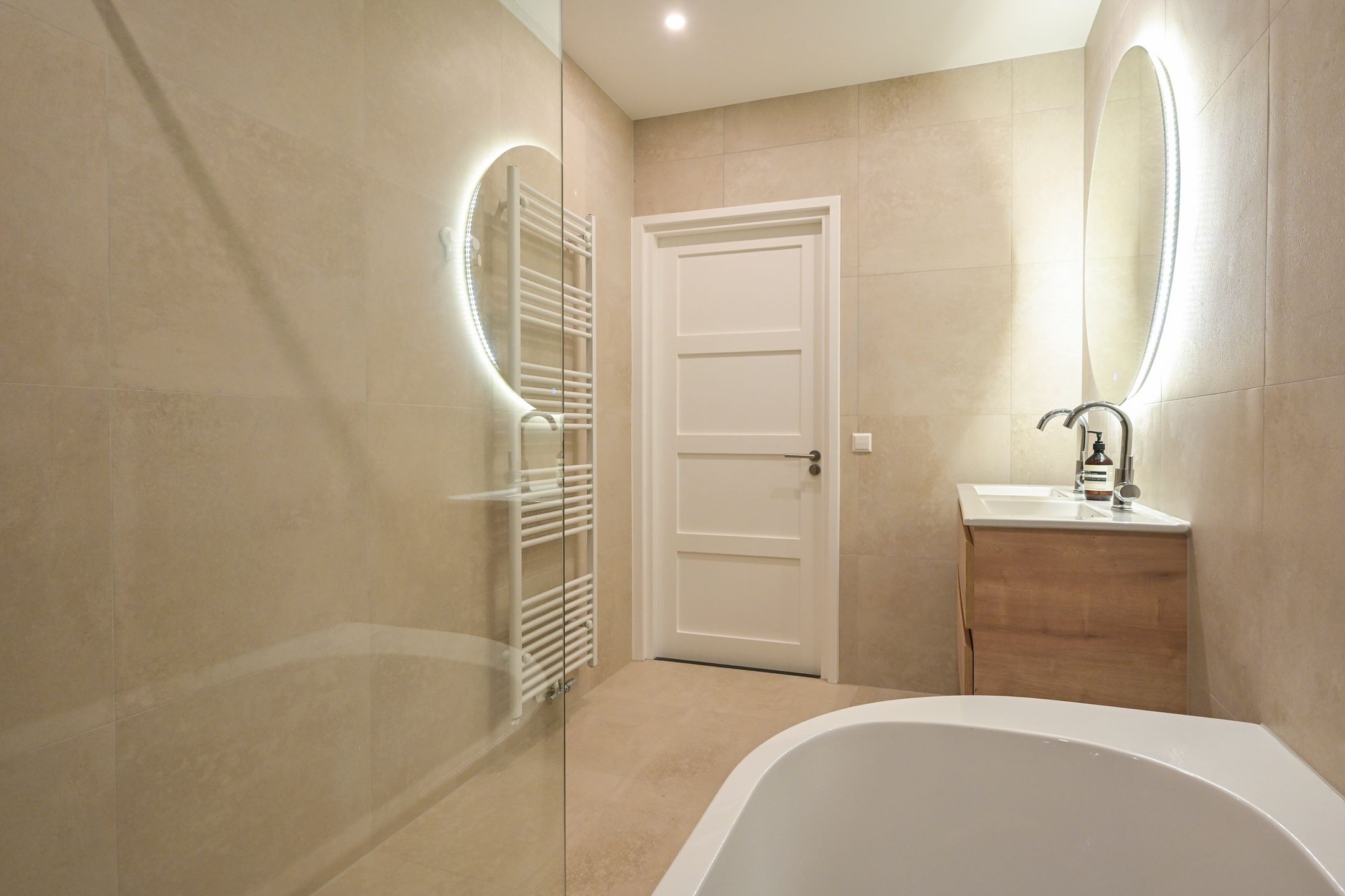 Foto 48 van Van Alkemadelaan 28