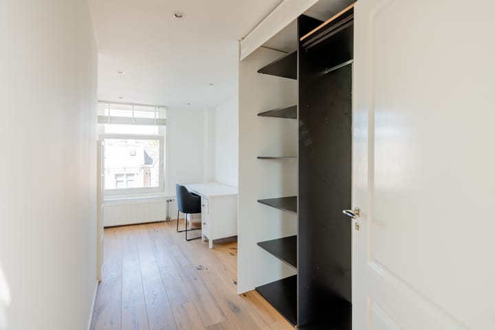 Foto 21 van Frederik Hendrikstraat 92-4