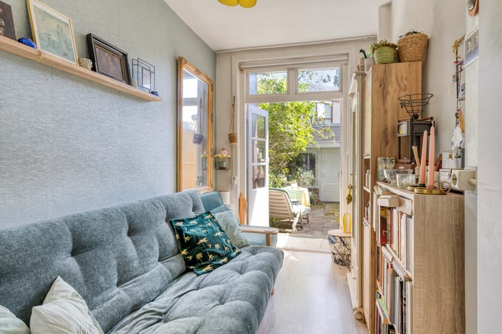 Foto 10 van Van Gentstraat 18-H