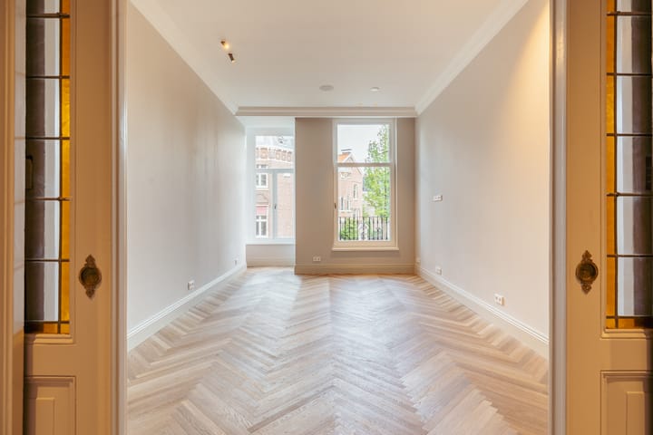 Photo 2 of Koninginneweg 41-1