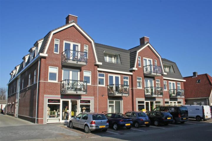 Photo 1 of Burgemeester Magneestraat 65-B