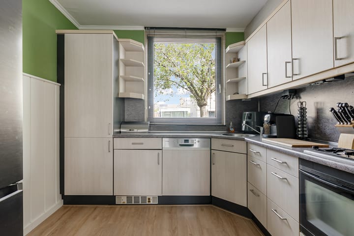 Foto 12 van Baroniestraat 23