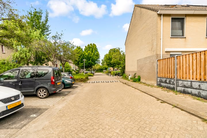 Foto 37 van Baroniestraat 23