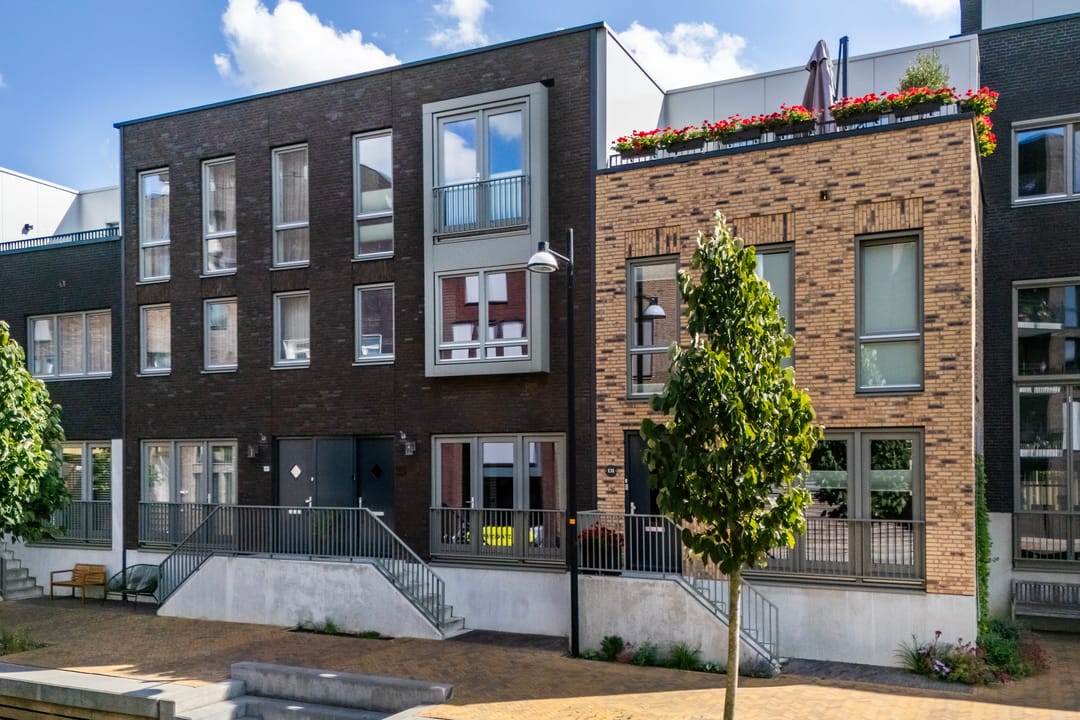 Foto 1 van Iseldoks 129