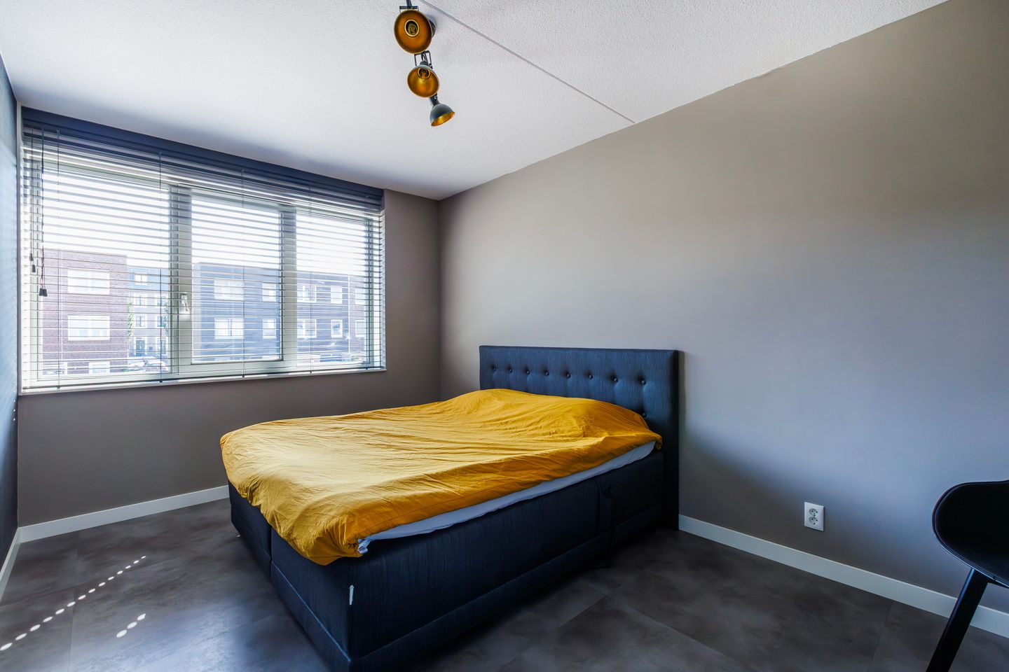 Foto 25 van Iseldoks 129