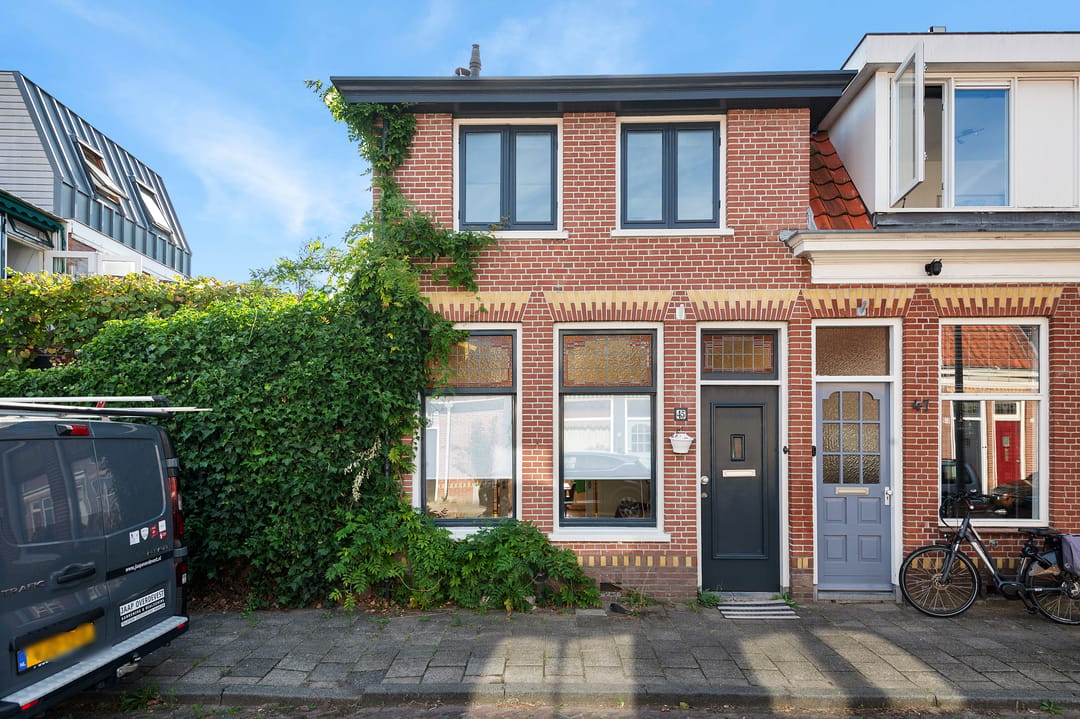 Photo 1 of Waldeck Pyrmontstraat 45