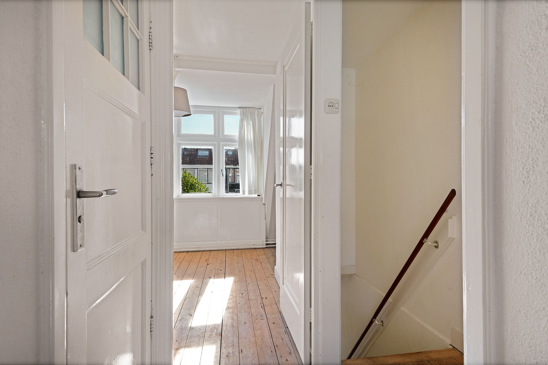 Photo 21 of Waldeck Pyrmontstraat 45