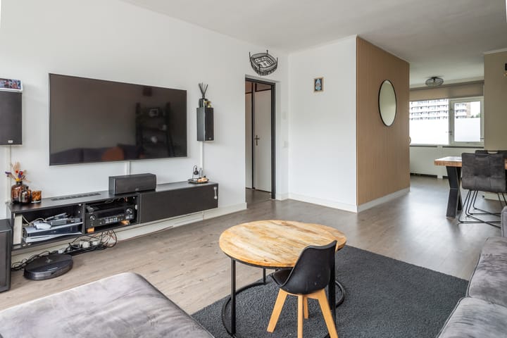 Foto 11 van Robert Kochplaats 301